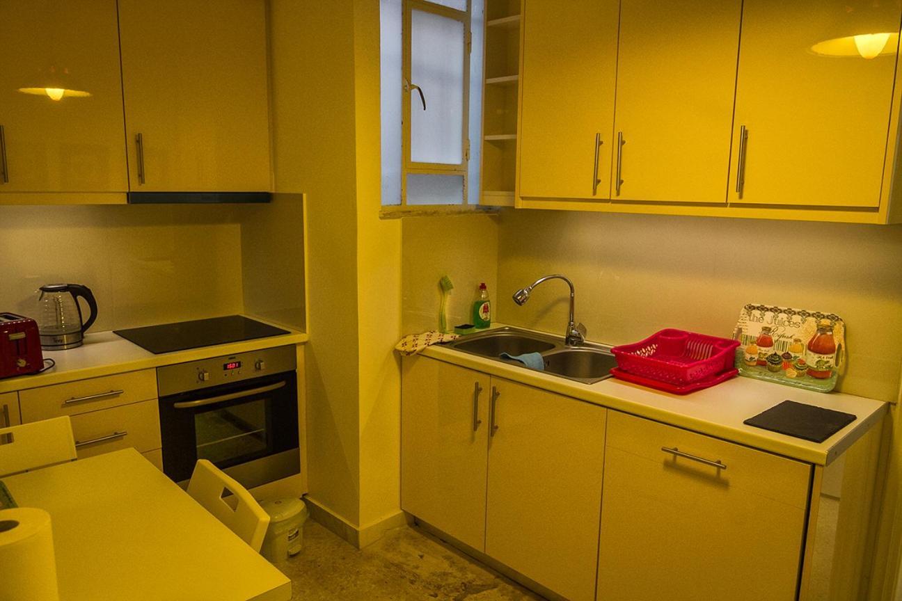 Apartment In The Heart Of The City 아테네 외부 사진