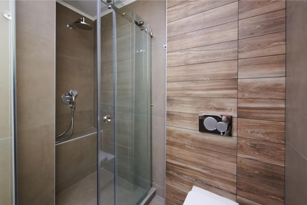 Apartment In The Heart Of The City 아테네 외부 사진