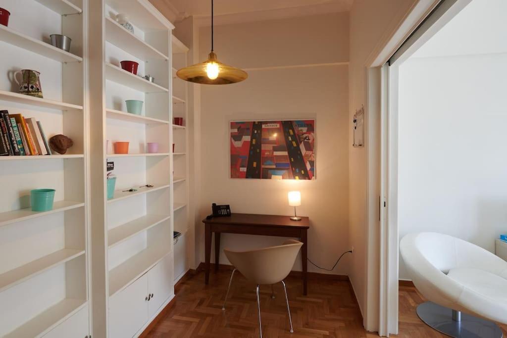 Apartment In The Heart Of The City 아테네 외부 사진